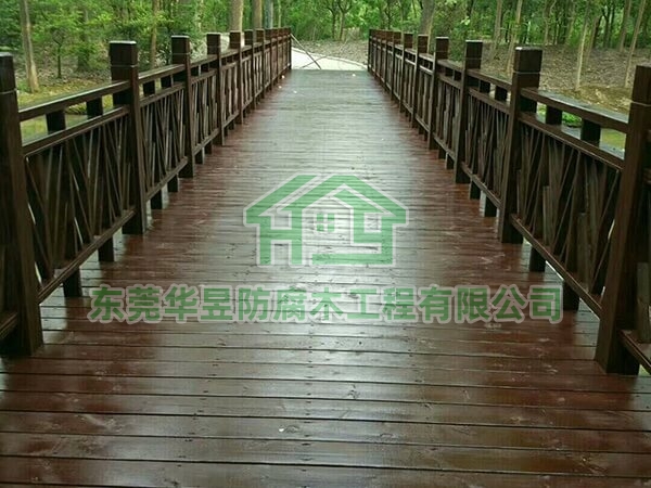 東莞防腐木花架